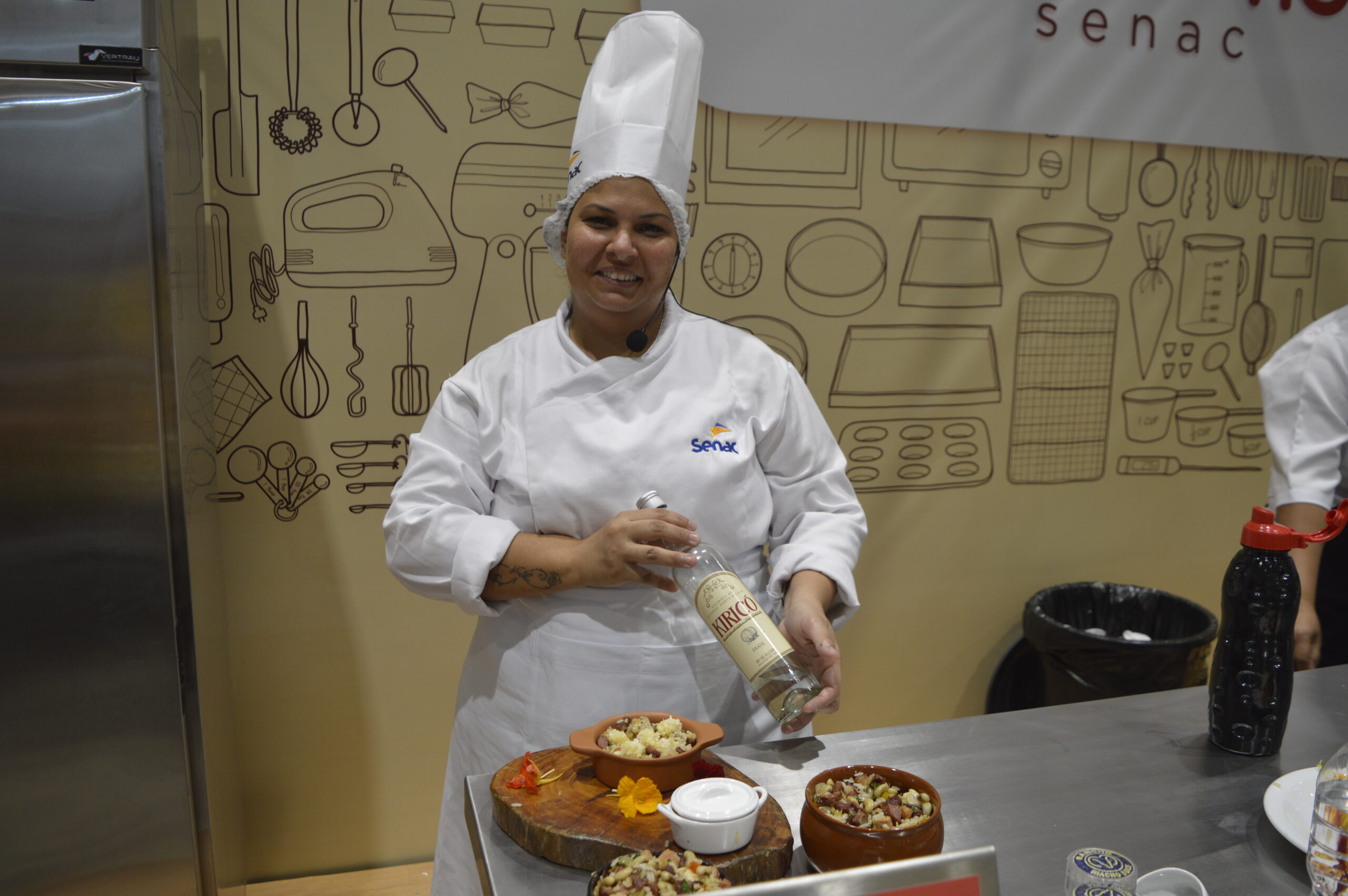 Chef Íris Torres do SENAC e o prato do Nordeste